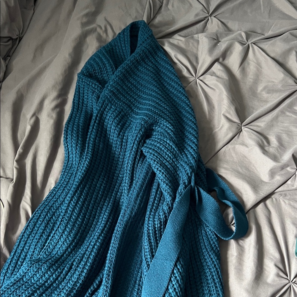 Hanifa Blue Sweater - Picture 3 of 3